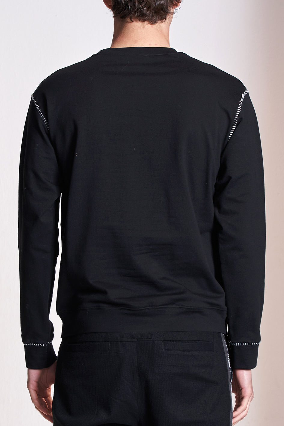 Sweatshirt With String Flowers Embroidery