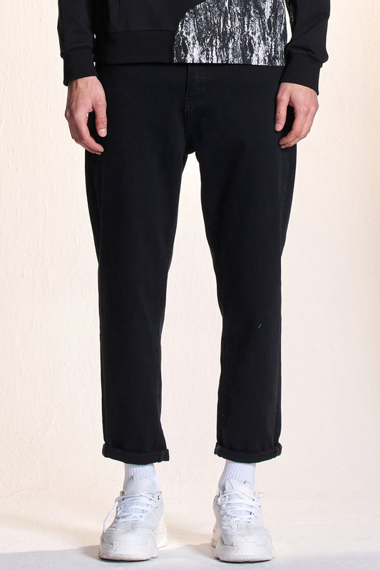 Cropped Black Jeans