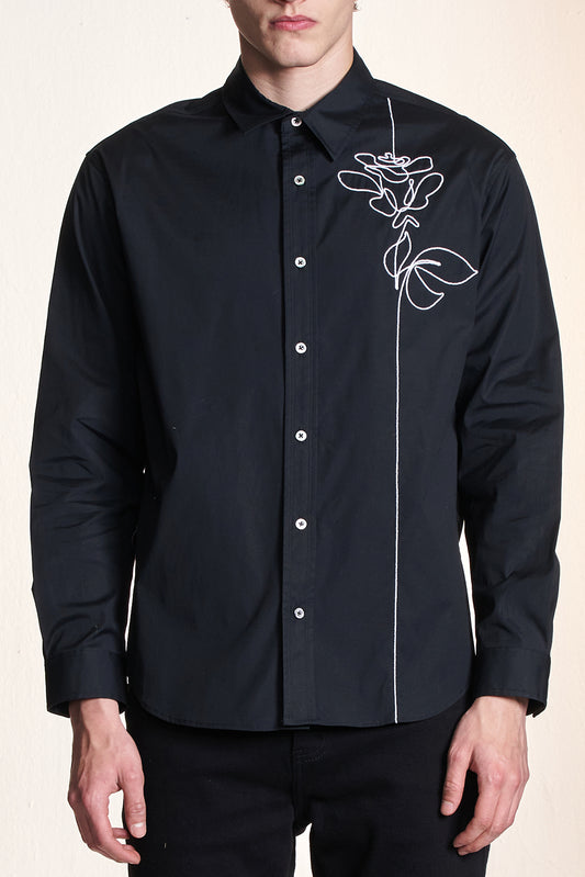ストリングフラワー刺繍のシャツ