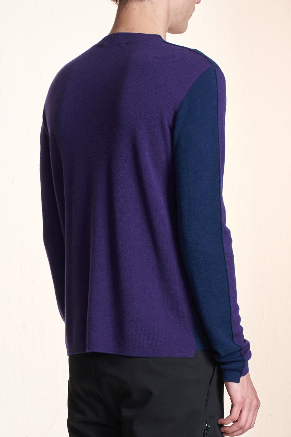 Round Neck Sweater With Color Contrast