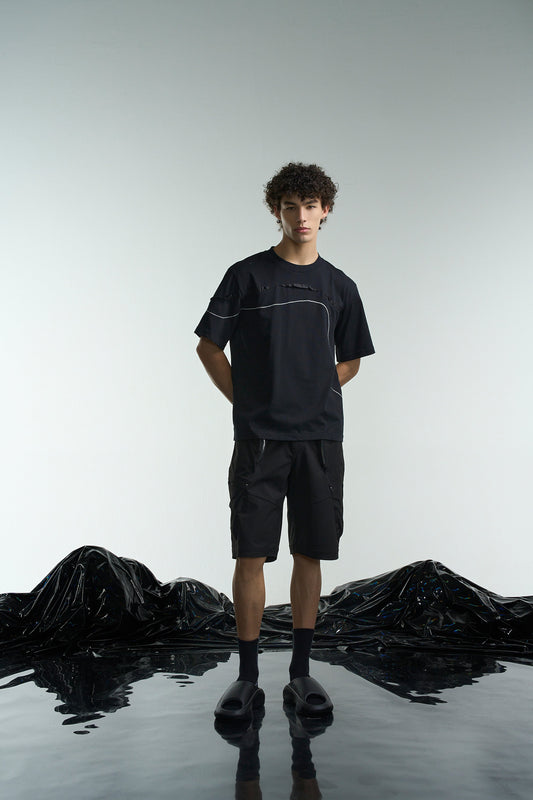 Tee With Curl Line Embroidery