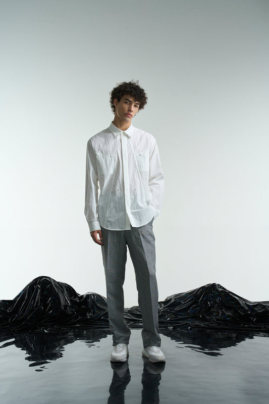 スタッズ付きシャツ