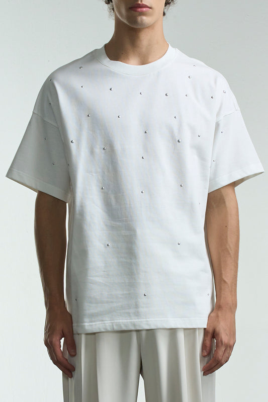 スタッド付きTシャツ