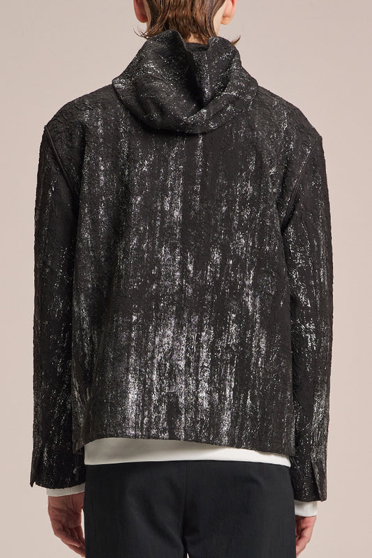 シルバーブラシプリントのクレープフードジャケット