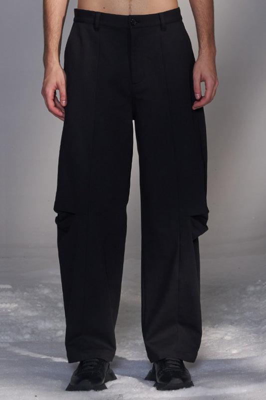 Baggy Knee-Pleated Pants