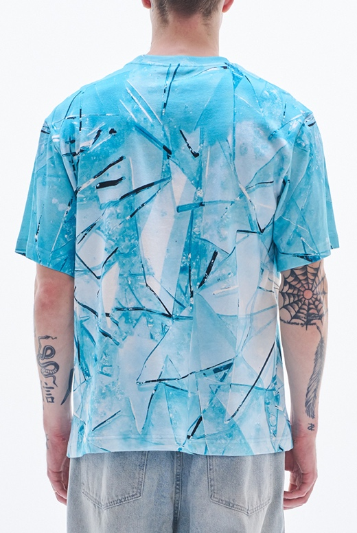 Tshirt With Glass Digital Print