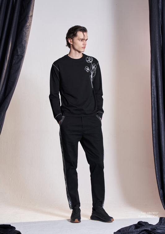 ストリングフラワー刺繍入りスウェットシャツ