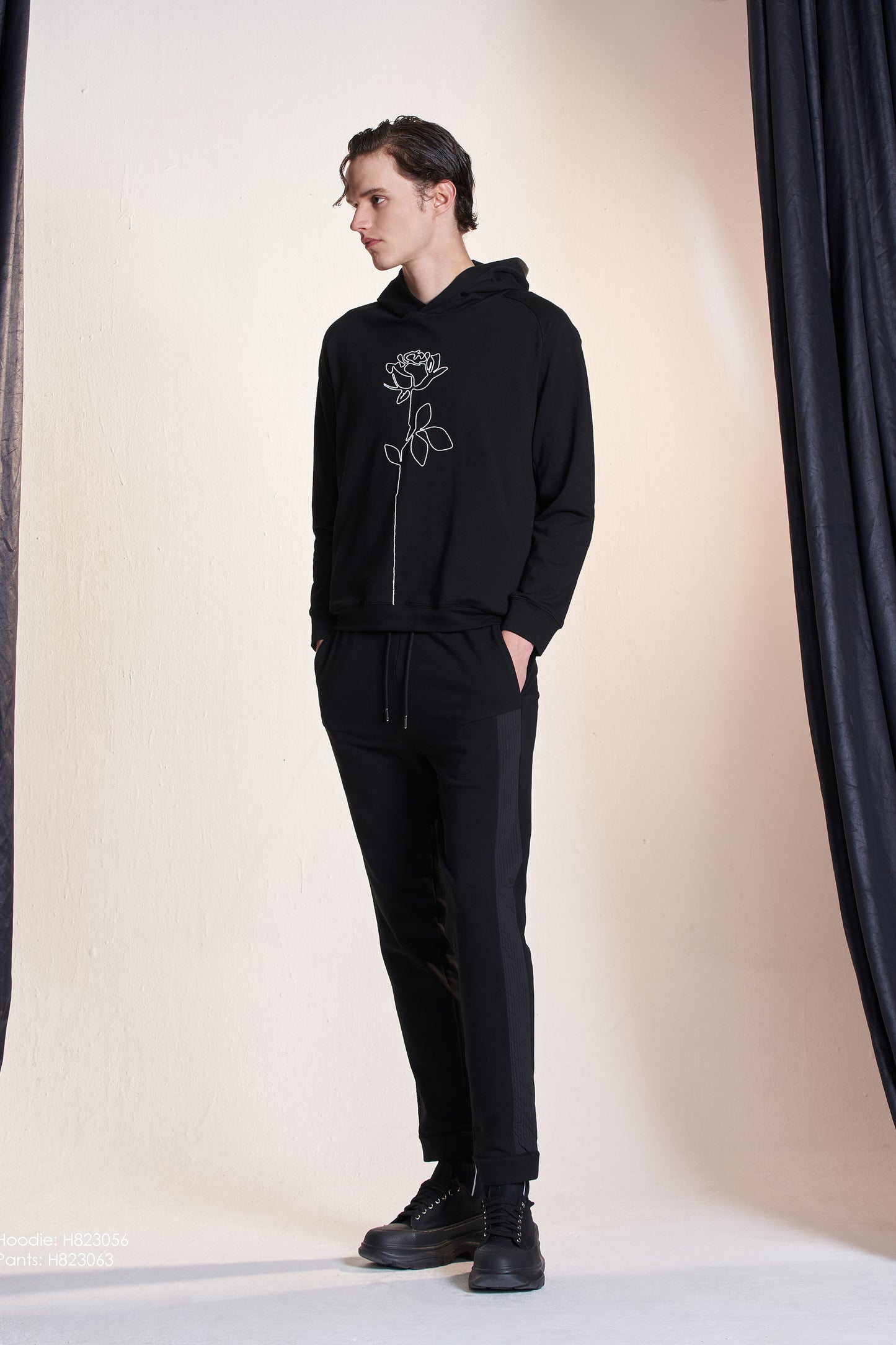 Hoodie With String Flower Embroidery