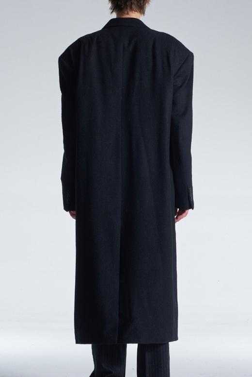 Maxi DB Coat With Wide Shoulder