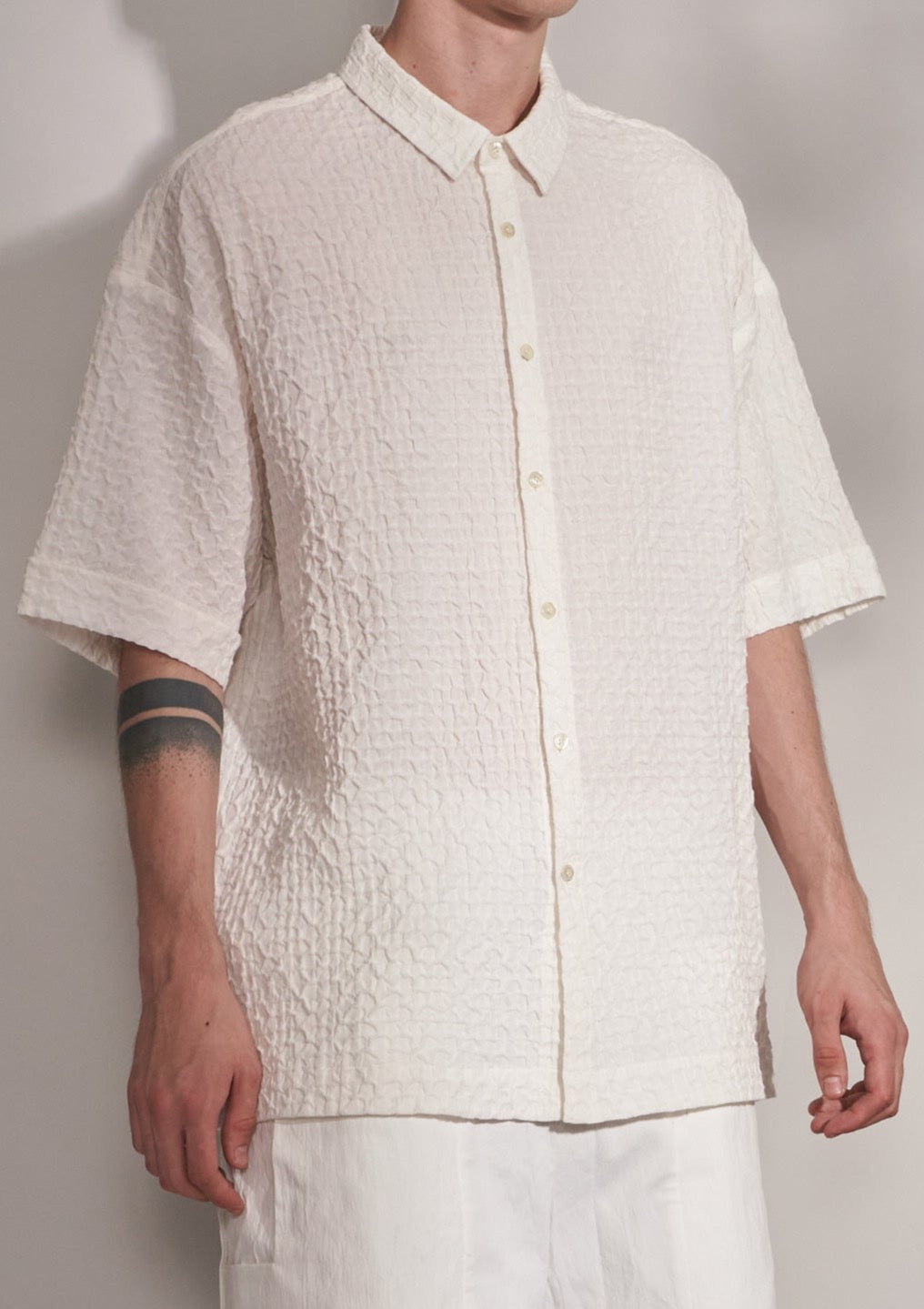 Short Sleeve Shirt With Smocking Cotton Fabric Harrison Wong