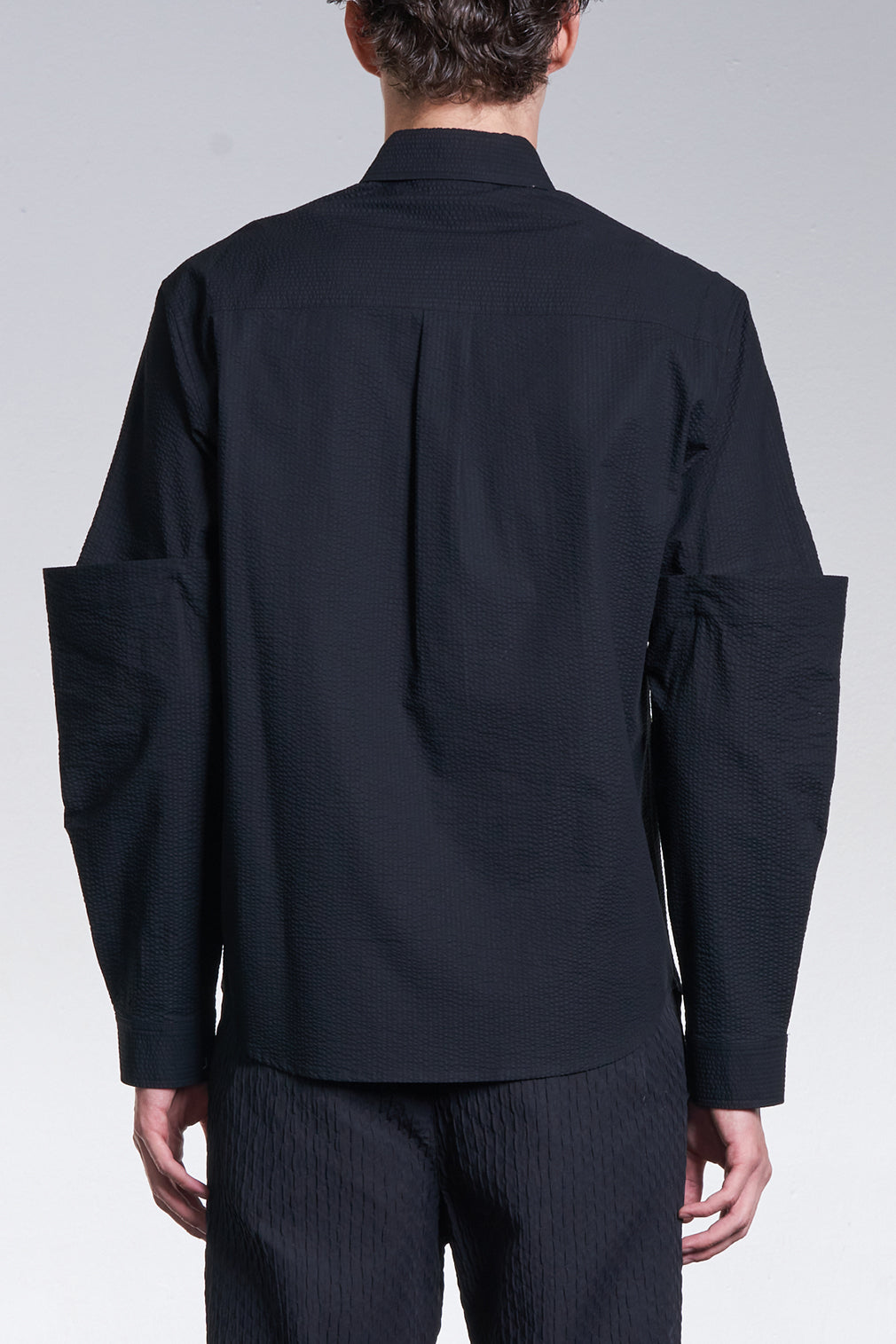 Seersucker Shirt With Detachable Sleeve