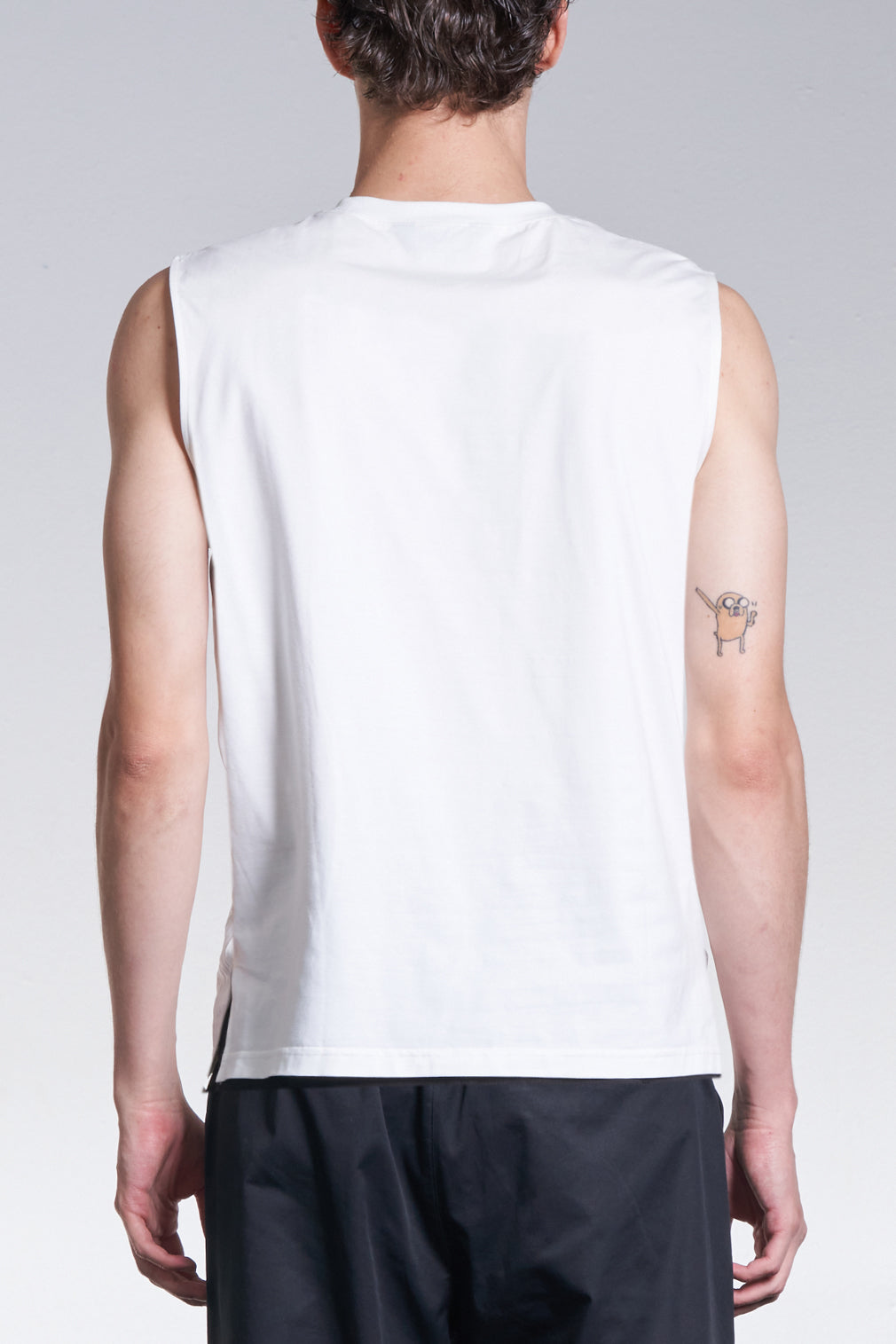 Fabric Contrast Sleeveless Tee