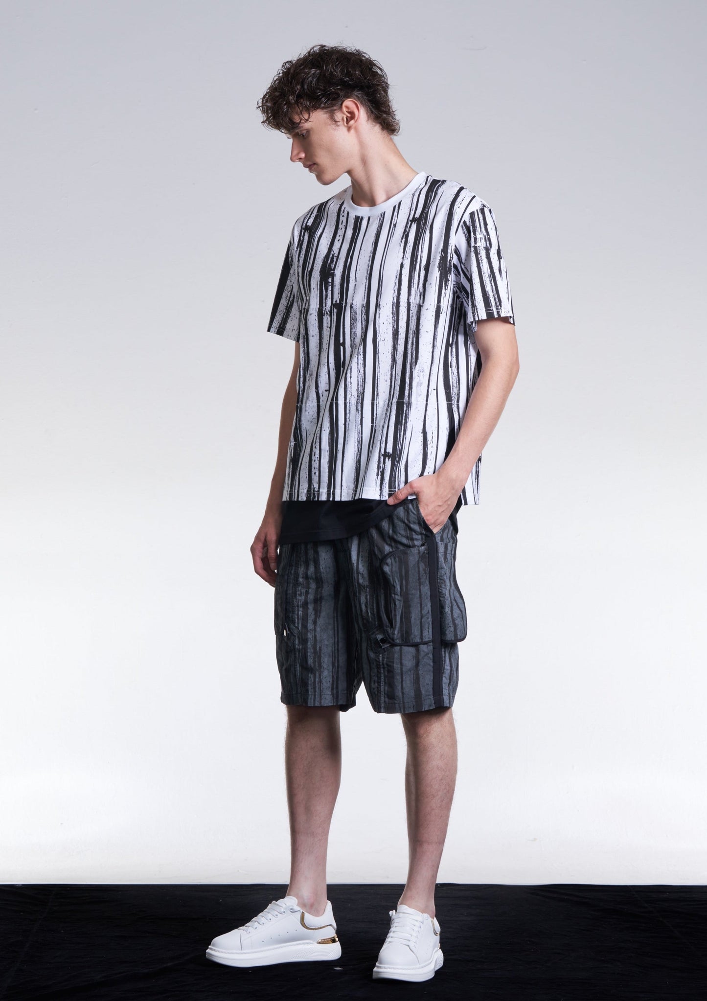 Washed Shadow Stripe Print Shorts