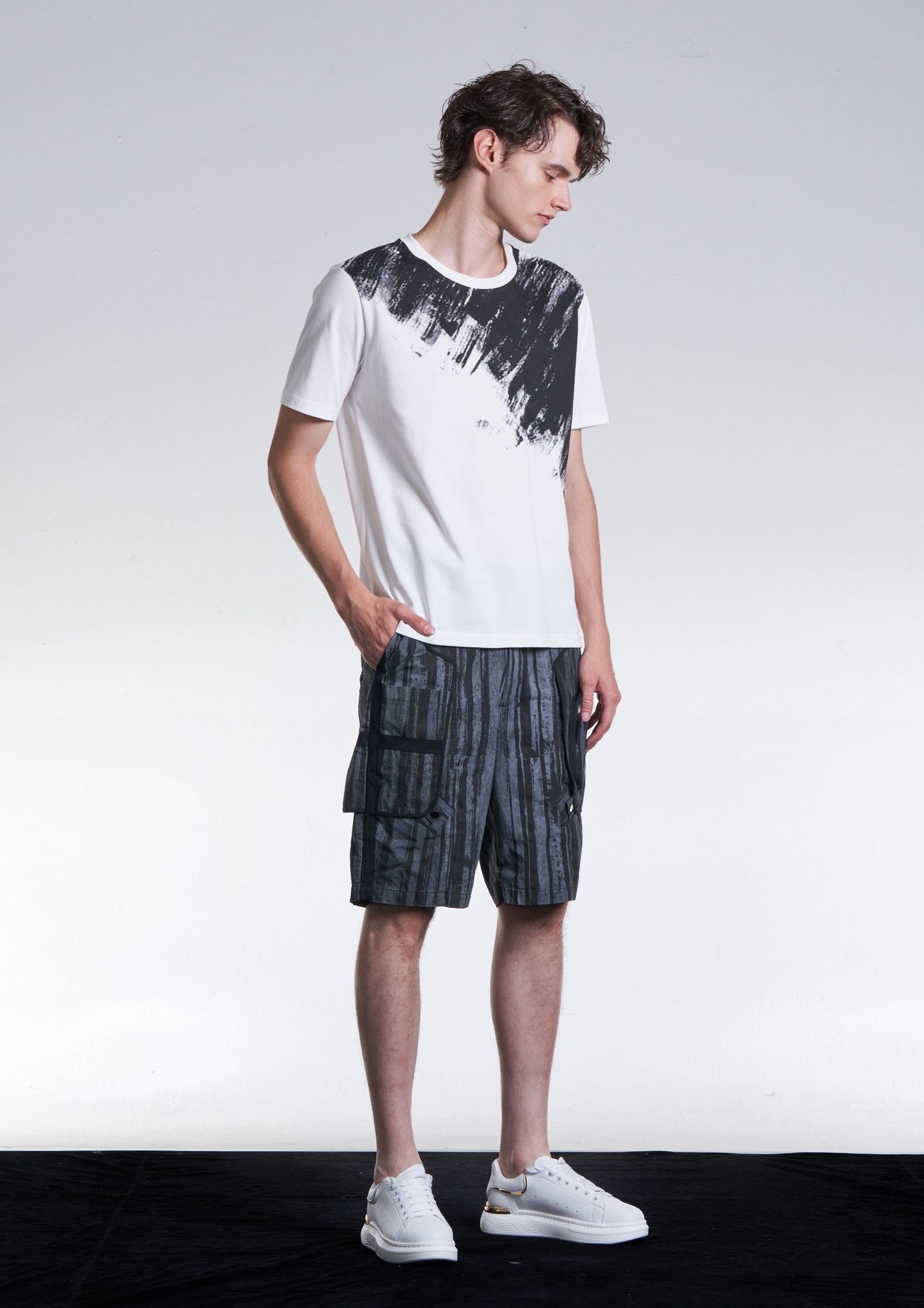 Washed Shadow Stripe Print Shorts
