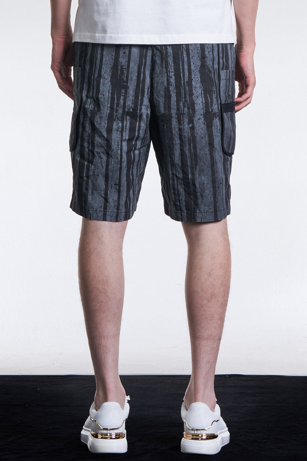 Washed Shadow Stripe Print Shorts
