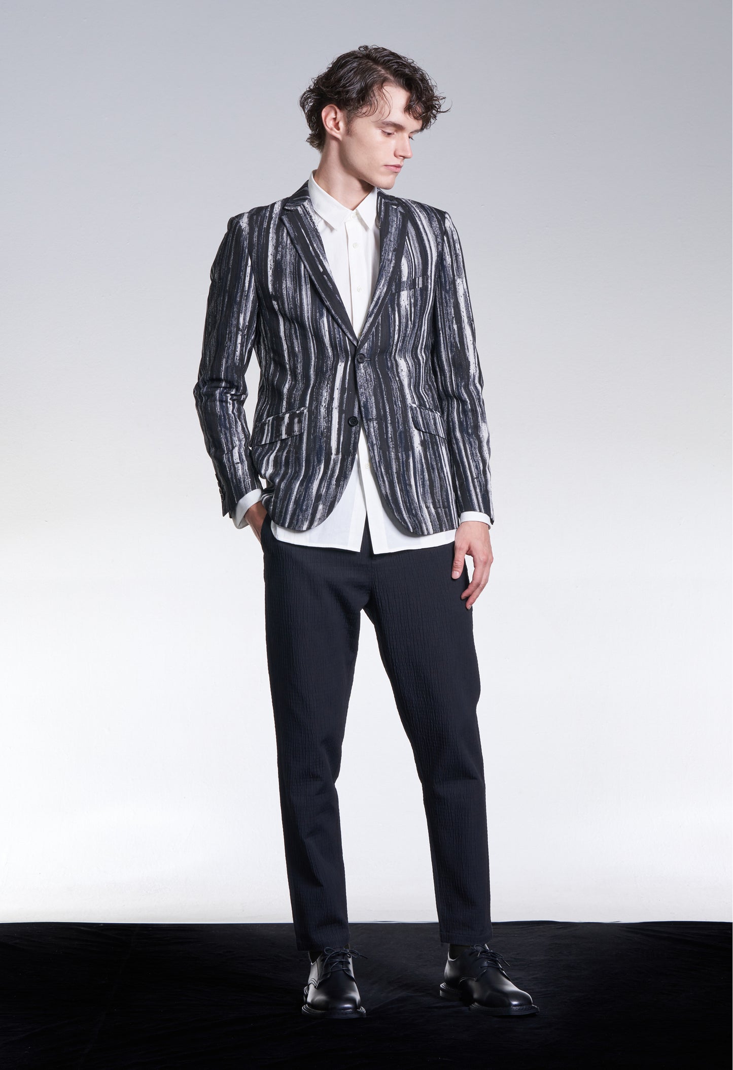 Shadow Stripe Pattern Jacquard Blazer