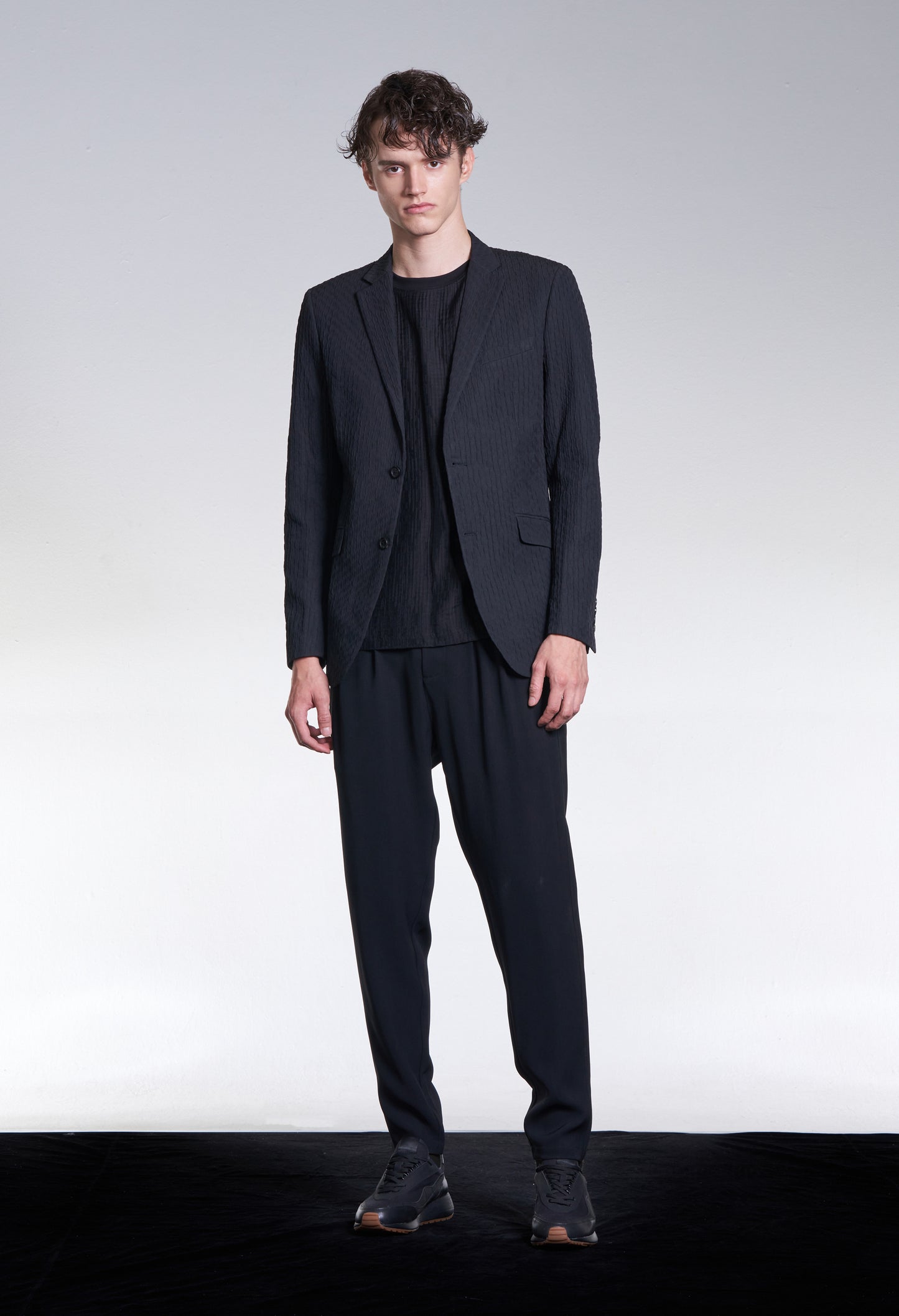 Slim Cut Crepe Blazer
