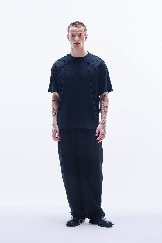 Raw Edge Tee With Contracted Fabric