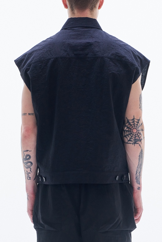 Oversized Sleeveless Jacket