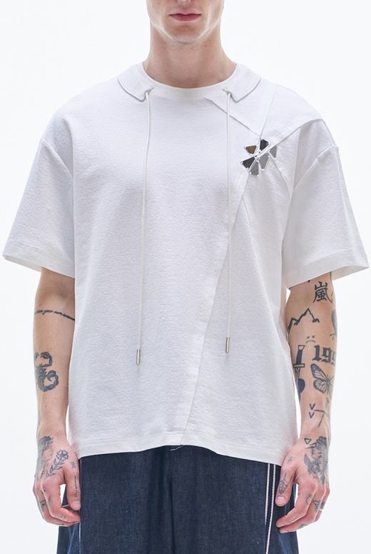 Tee With Raw Edge Cut & Mirrors