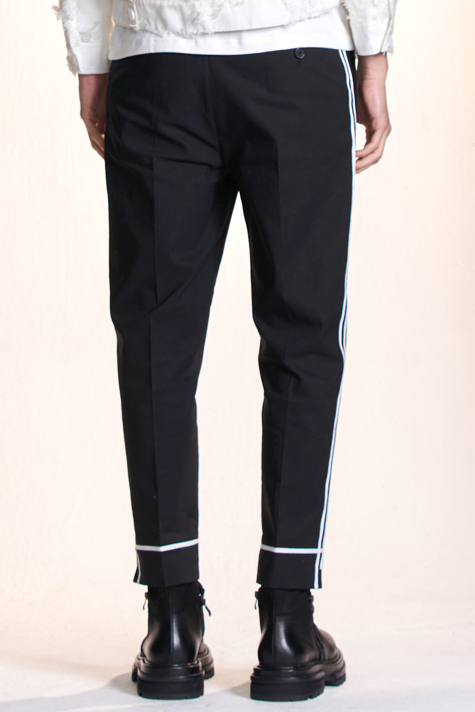 Cropped Cotton Pants With White Trim