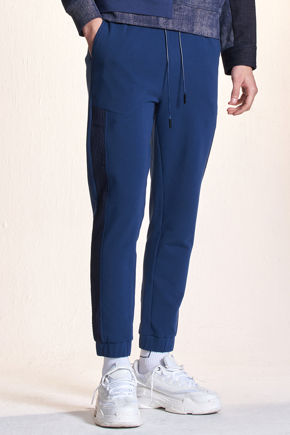 Jogging Pants With Fabric Contrast