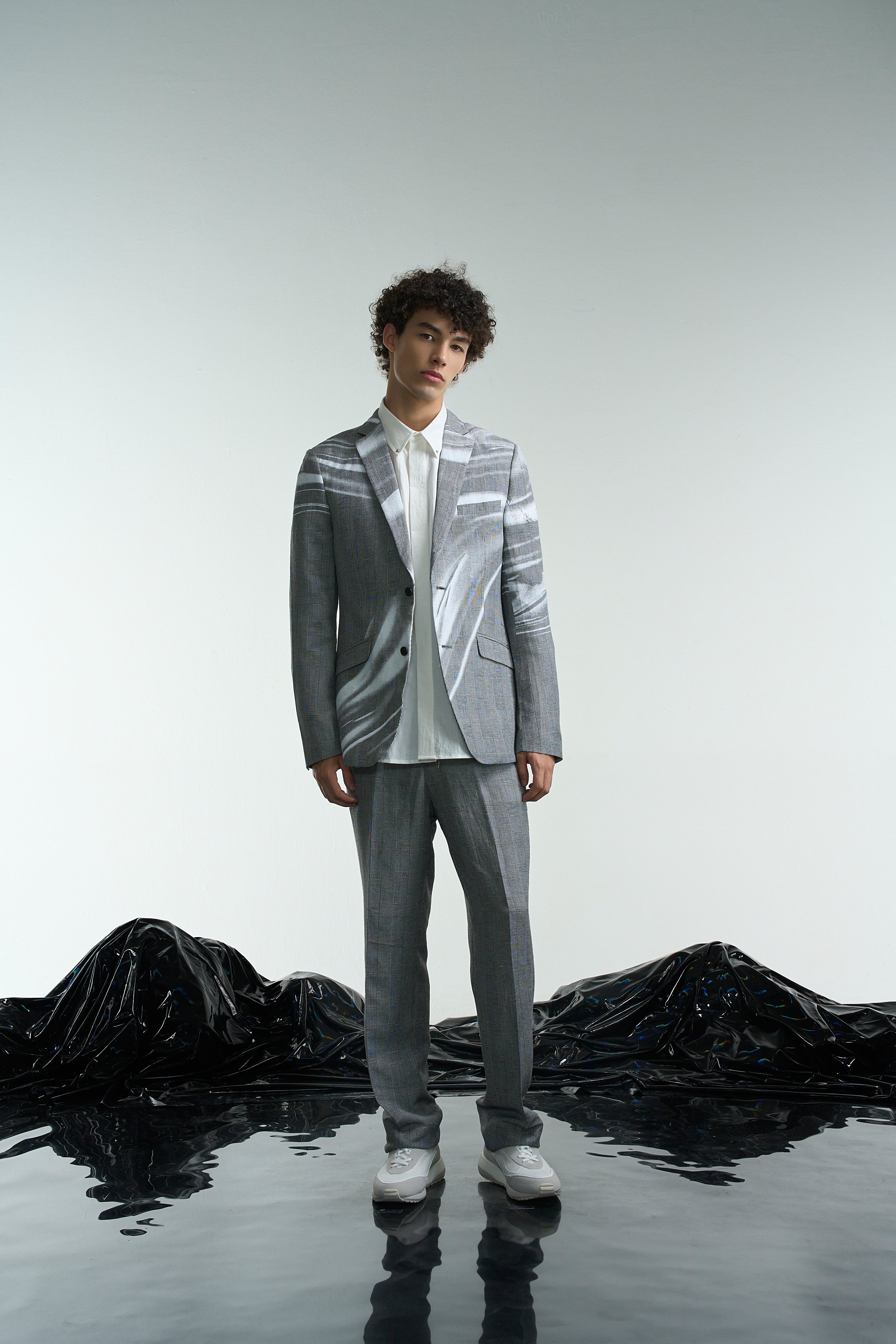 OUTERWEAR – HARRISON WONG