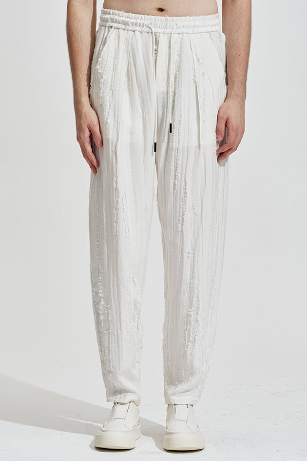 Ripped Texture Carrot Fit Pants