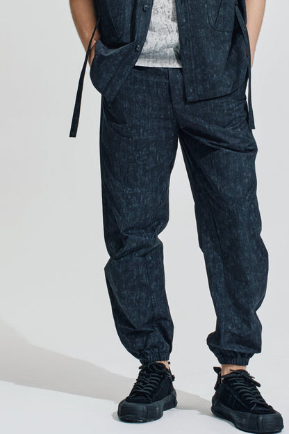 Curved Leg Cargo Pants With Dye Pattern