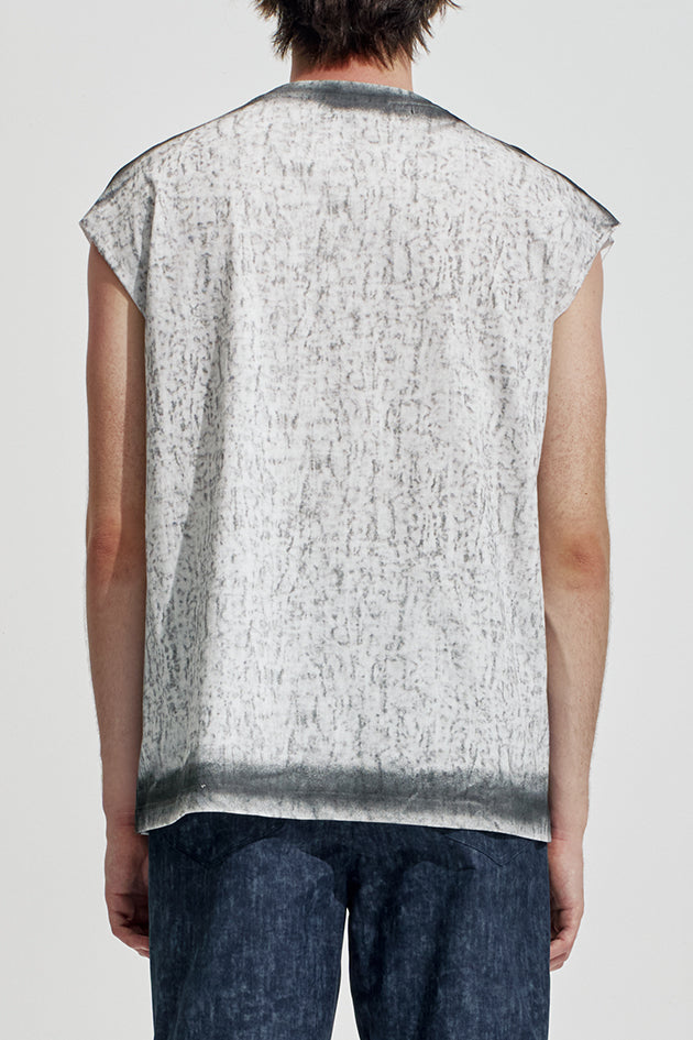 Sleeveless Tee With Spray Dye