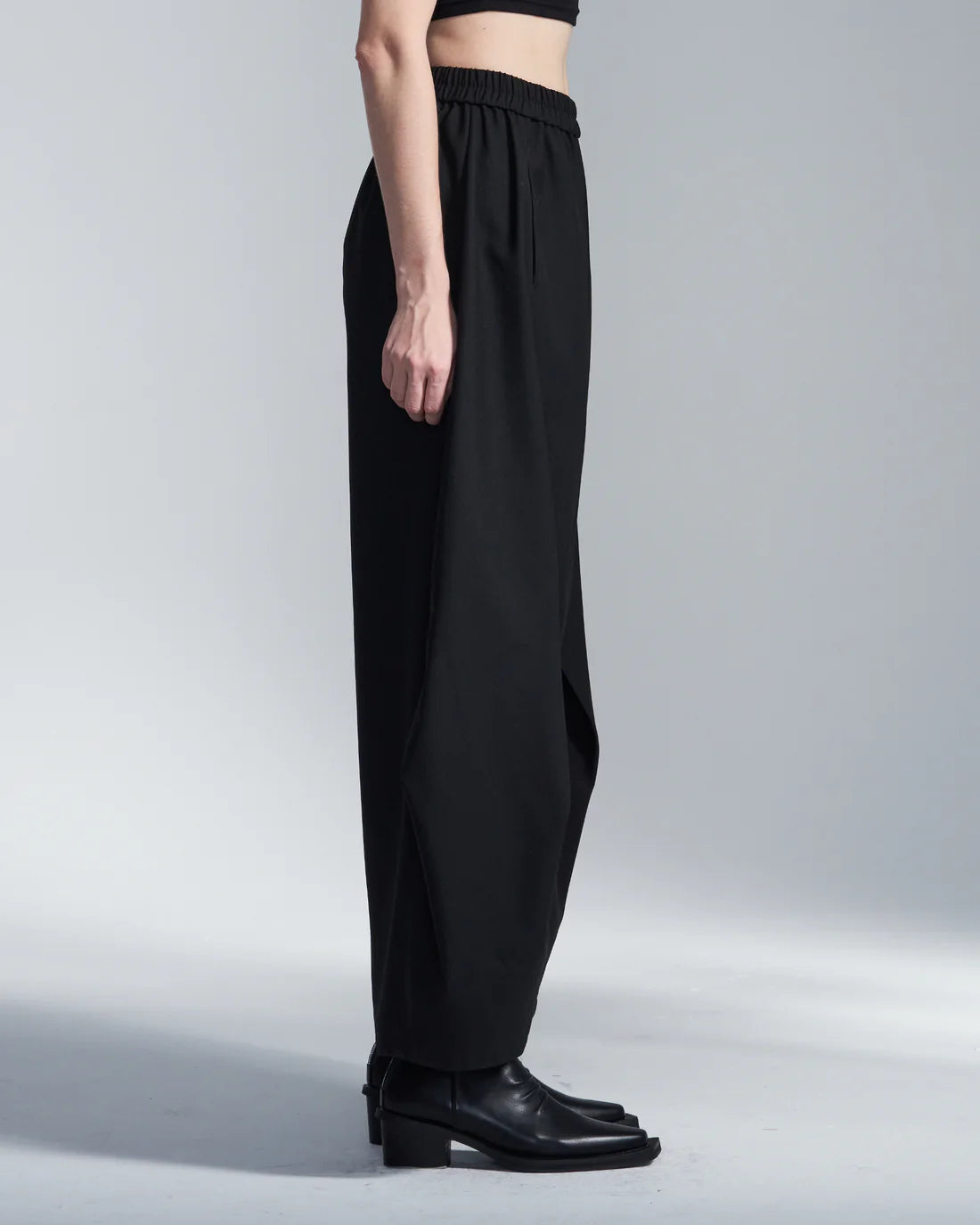 Balloon Fit Wool Pants With BIg Pleat