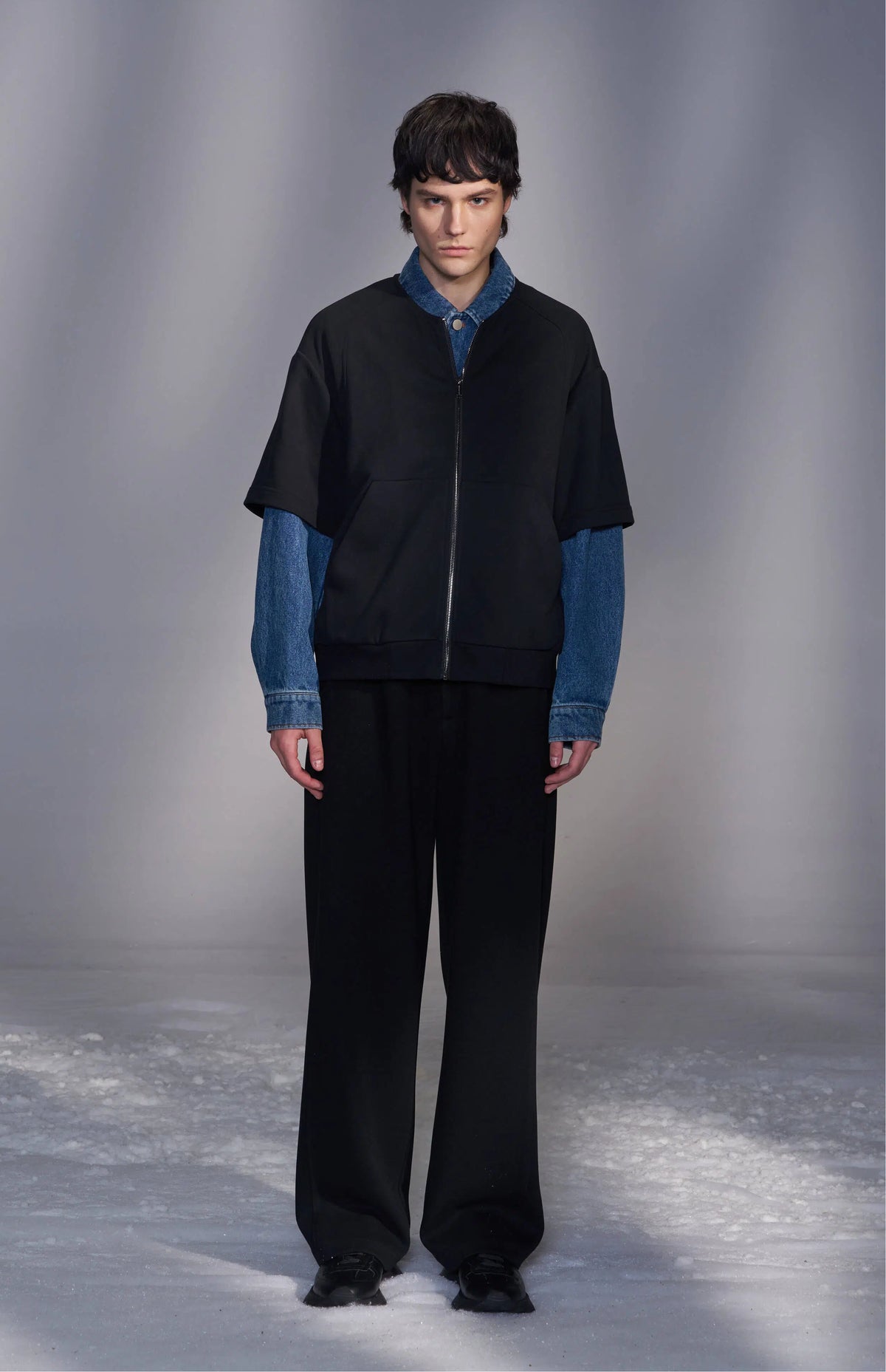 Denim-Collar Short-Sleeve Knit Jacket