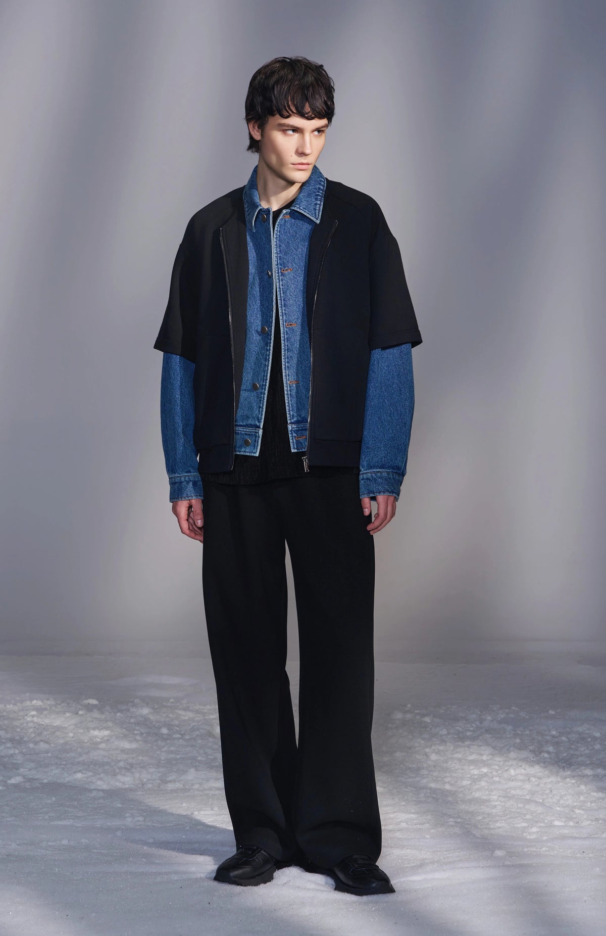 Denim-Collar Short-Sleeve Knit Jacket