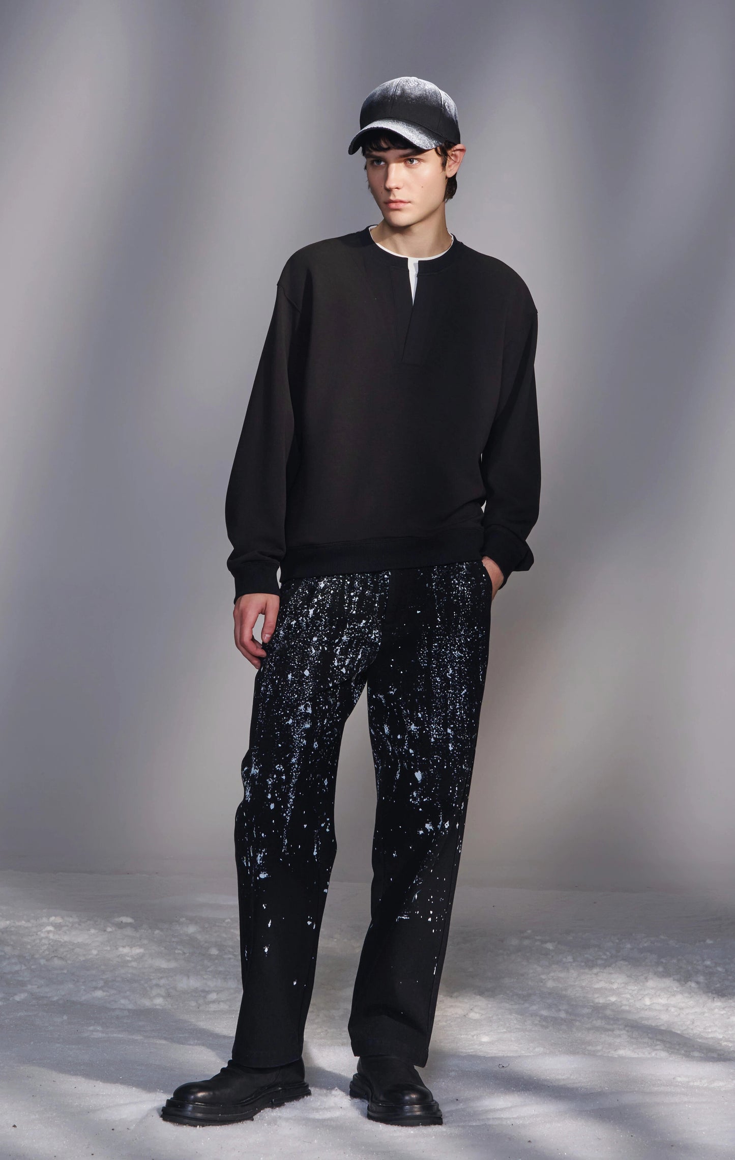 Sweatshirt with Double Neckline