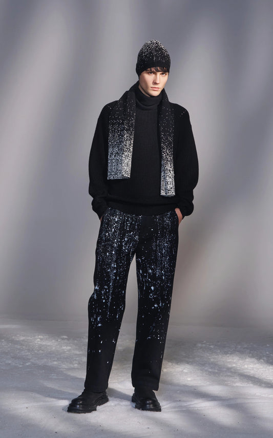Snowflake-Pattern Wool Scarf