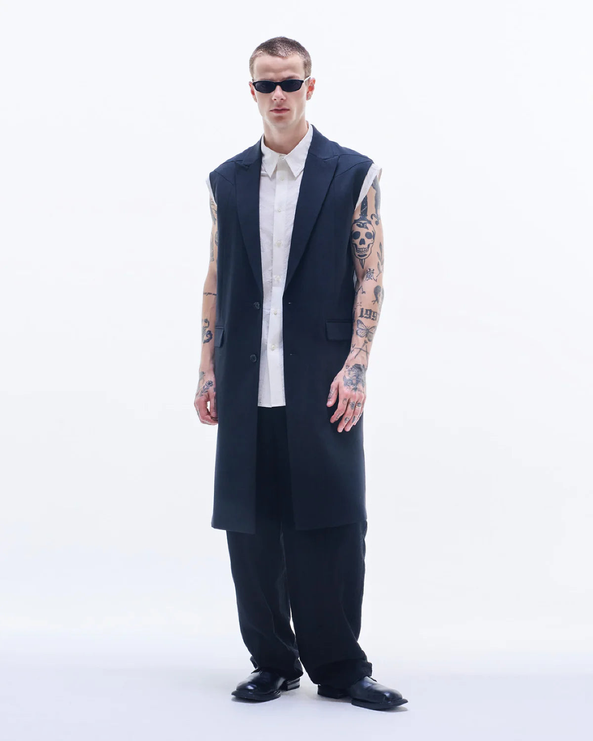 Sleeveless Wool Long Blazer