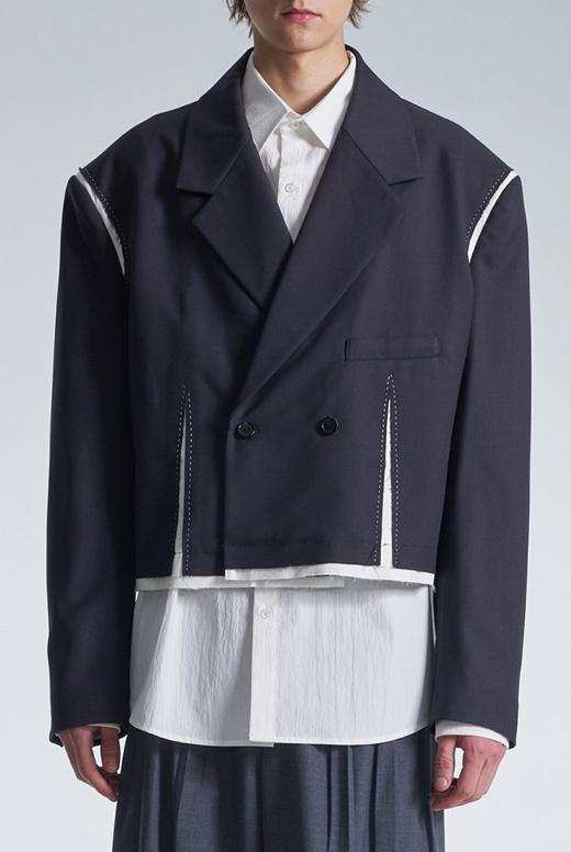 Wide Shoulder Cropped Blazer With Raw Edge Trim