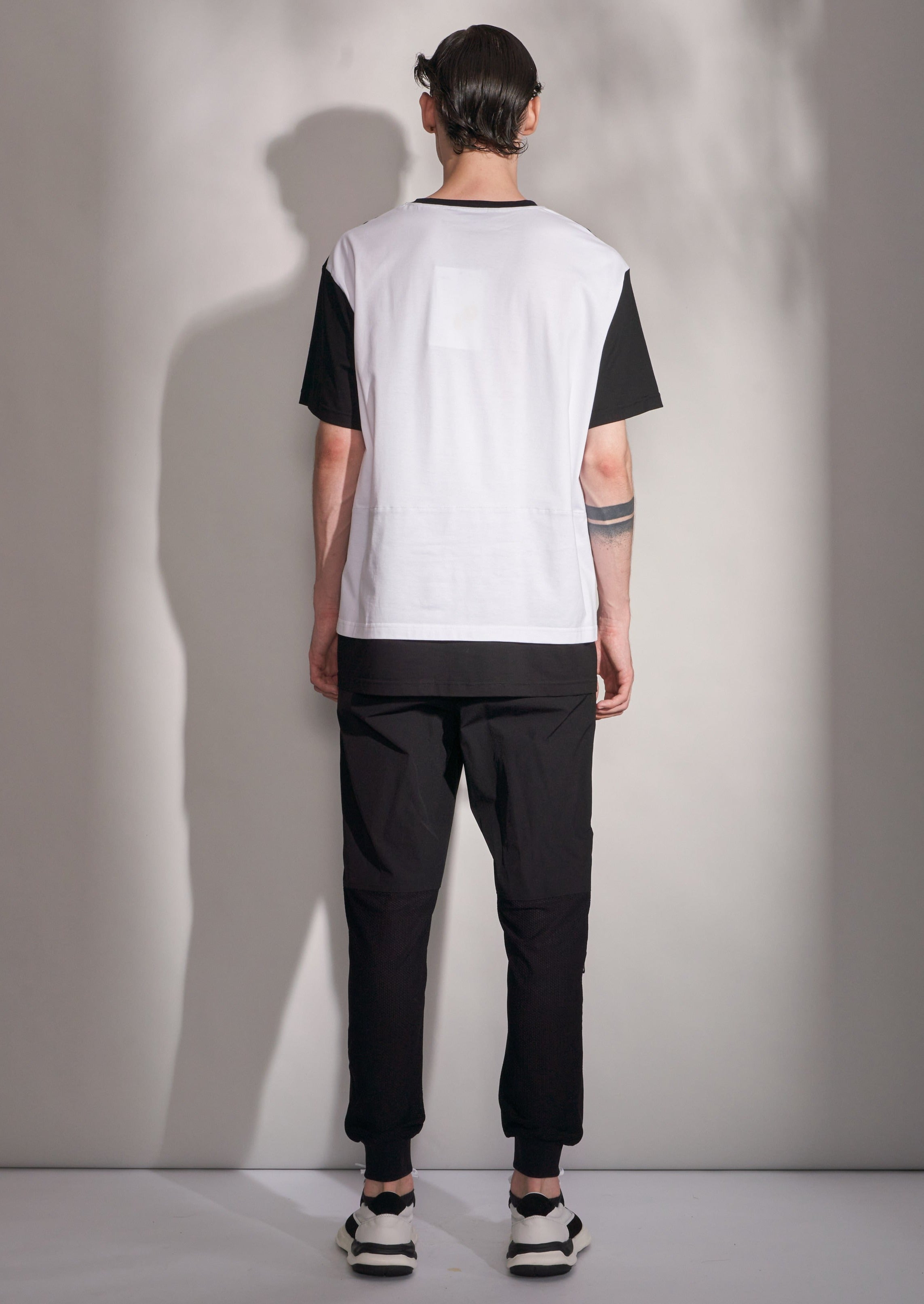 Fake Layer Tee With Color Contrast – HARRISON WONG